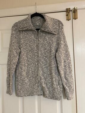 L.L. Bean black and white thick zip up cardigan size small NWT